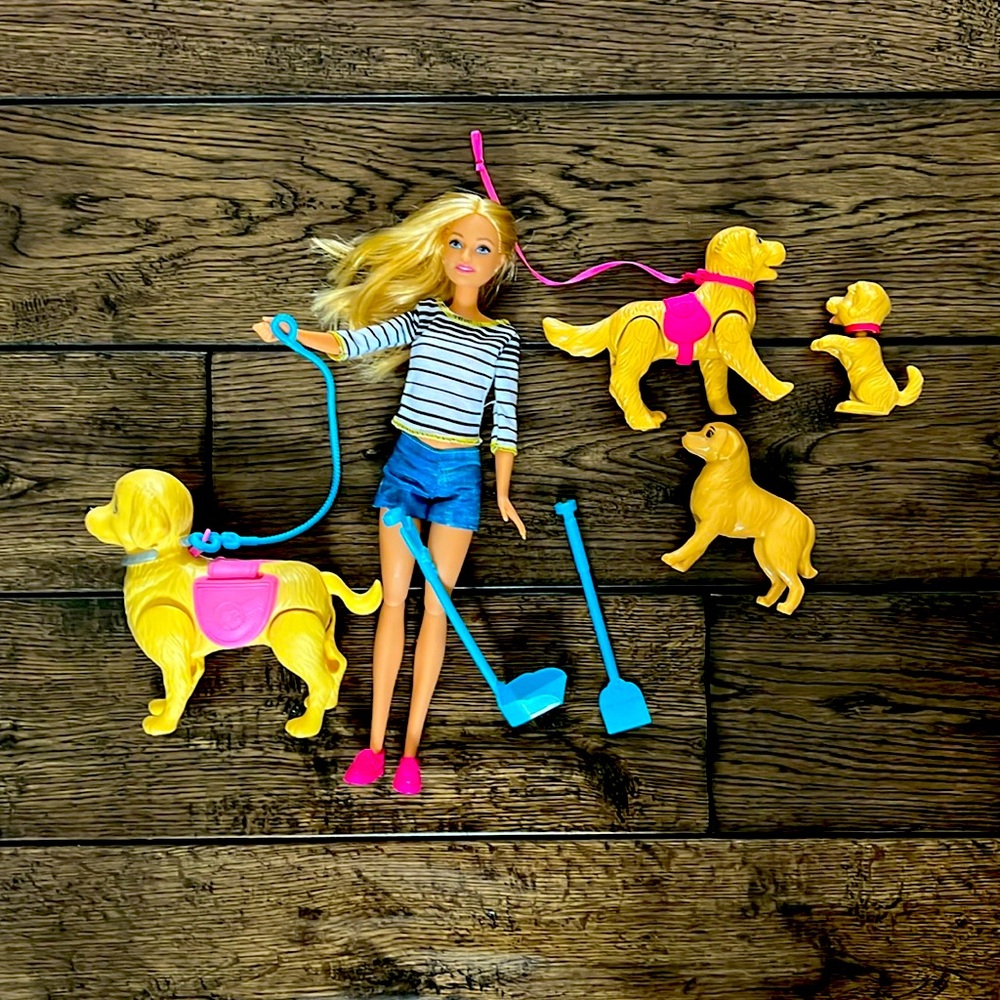 Dog-walker Barbie